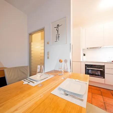 Citysuite Apartment *